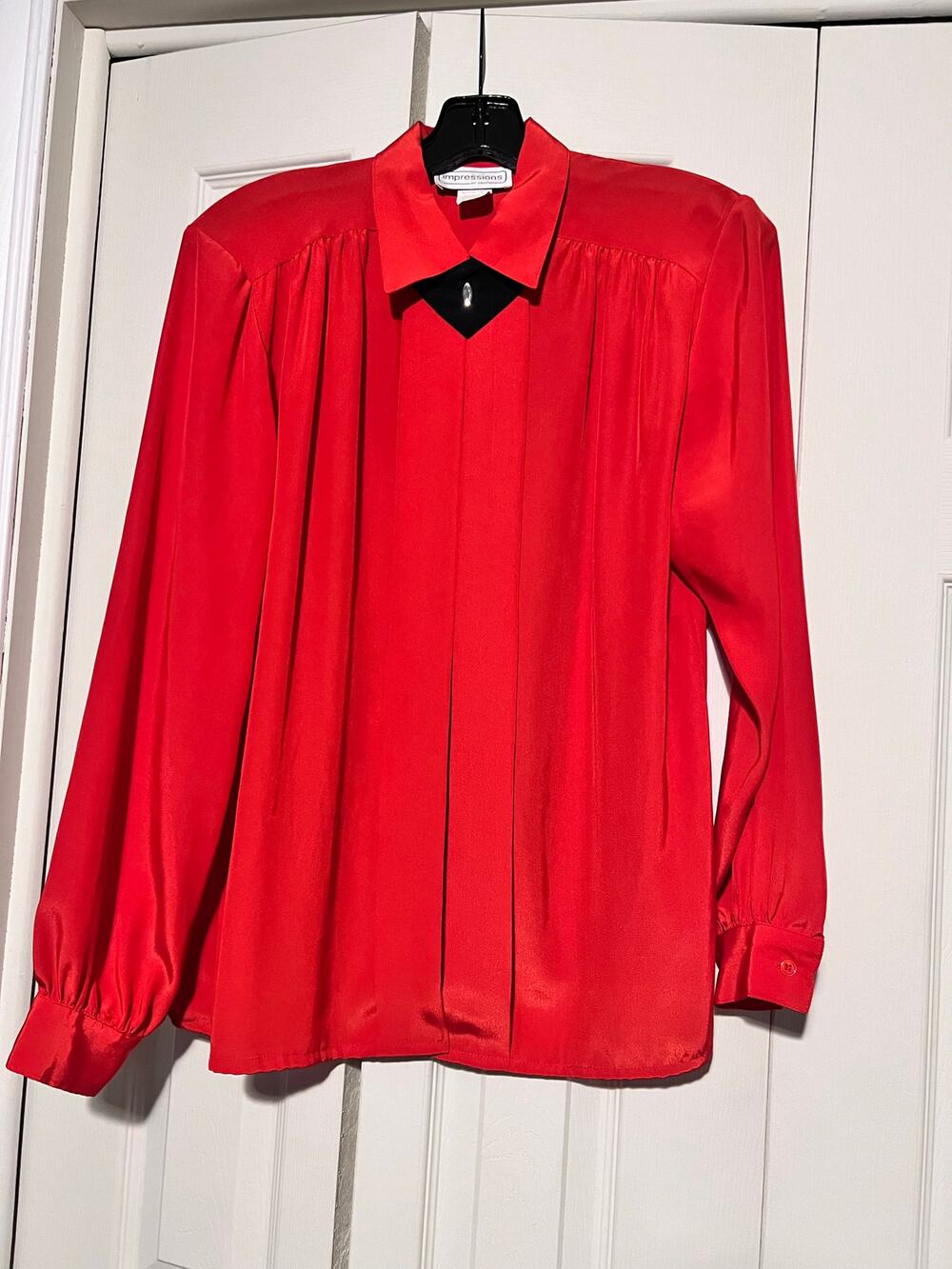 Vintage Impressions of California Red Satin Blouse Womens 10 Pleated 80s 90s